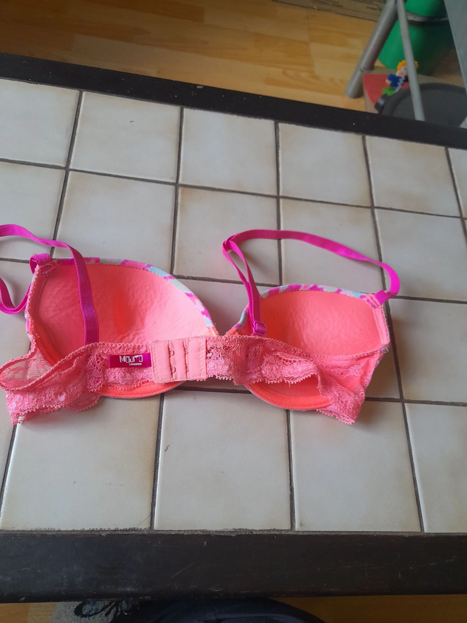 Sostén talla 85B – photo 2